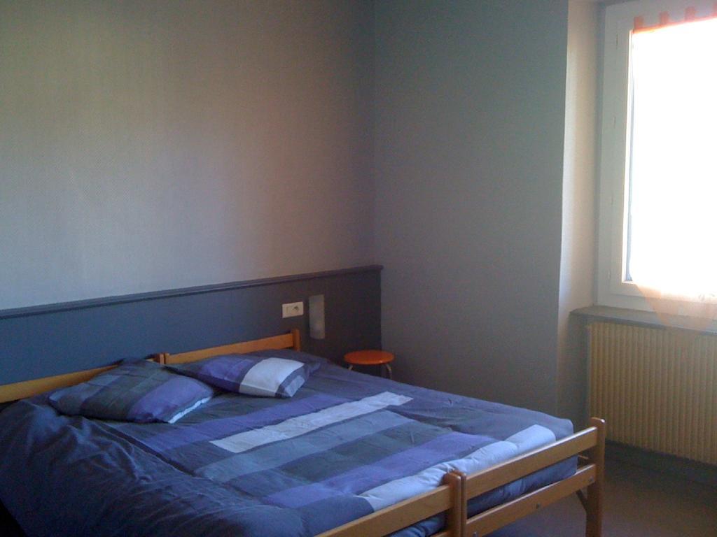 Pension Hotel Restaurant De La Place Voujeaucourt Номер фото